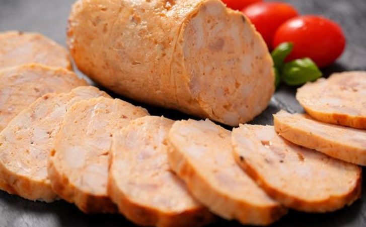 Из курицы, без желатина и оболочки. Домашняя колбаса по самому простому рецепту