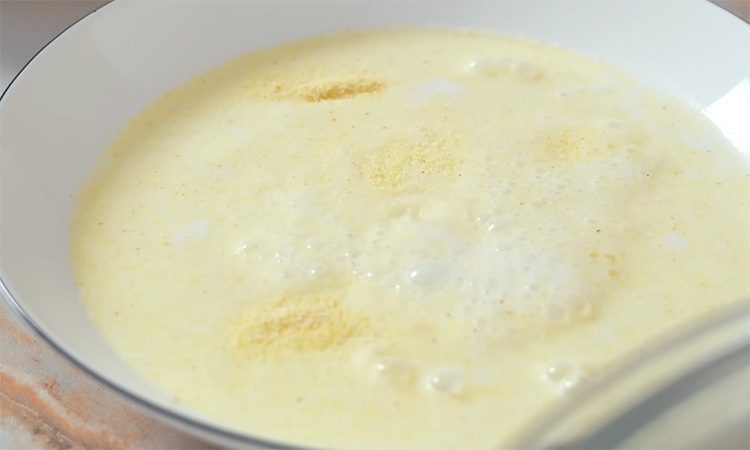 Нежный как суфле, а нужно лишь все смешать. Творожный пирог по формуле «5 на 5»