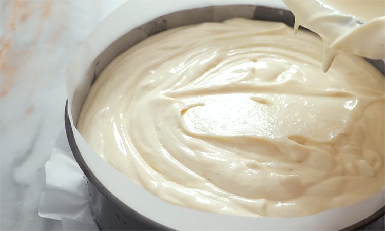 Нежный как суфле, а нужно лишь все смешать. Творожный пирог по формуле «5 на 5»