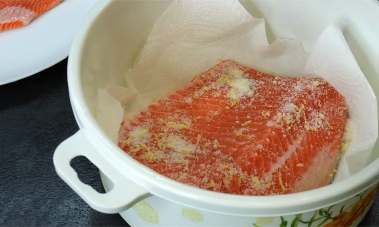 Хитрый и простой способ из ресторана. Как солить красную рыбу, чтобы получилось вкусно