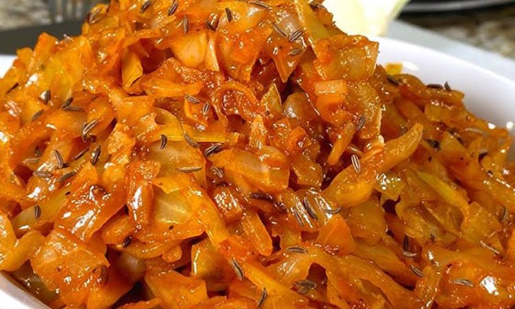 Полноценное блюдо на несколько дней. Тушим капусту с ребрышками