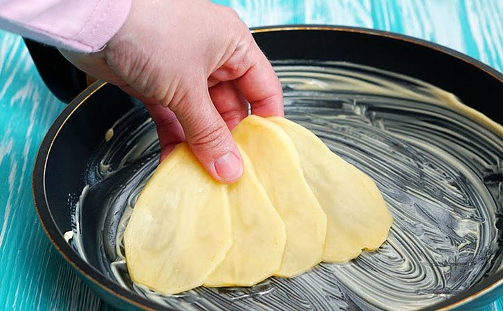 Праздничное блюдо из обычной картошки. Не жарим и не варим, а выкладываем слоями