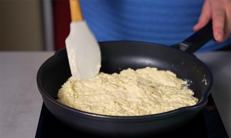 Без хлопот с тестом, но на вкус не отличить. Ленивый хачапури за 10 минут