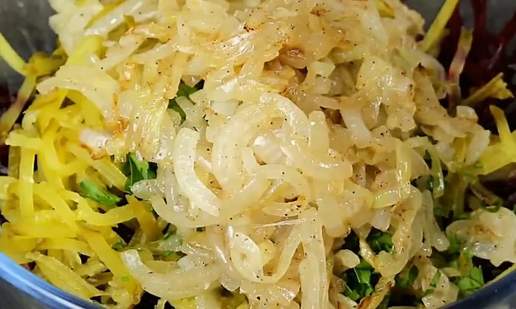 Делать ровно 5 минут и не надоедает неделями.. Потрясающий салат из свеклы на каждый день