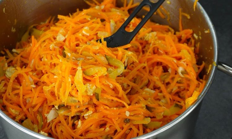 Подойдет даже для легкого ужина. Потрясающий салат из капусты с курицей