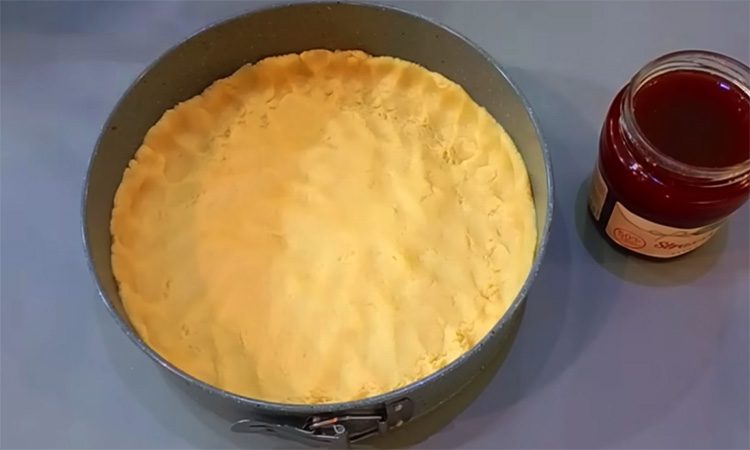 Простейший десерт под шапкой безе. Советский торт «Чебурашка», рецепт которого нигде не найти