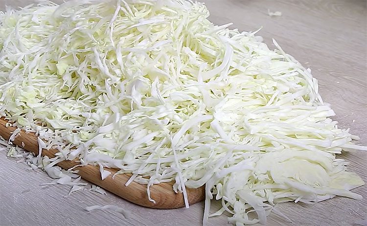 Самый простой рецепт квашеной капусты. Нужна только соль