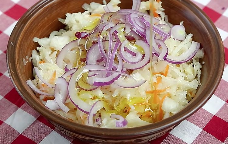 Самый простой рецепт квашеной капусты. Нужна только соль