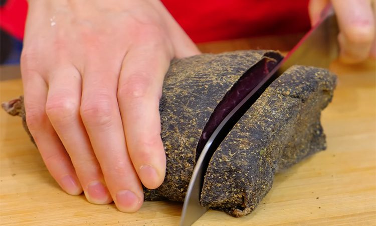 Потрясающая домашная бастурма без копчения. Рецепт вяленого мяса на праздничный стол