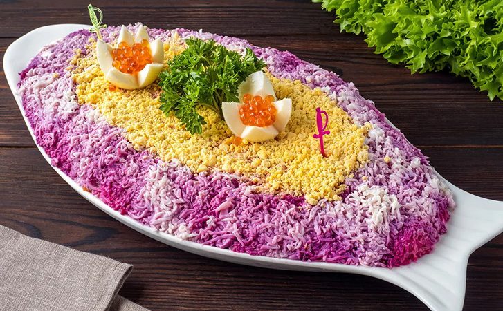 Рецепт почти классический, только вкуснее. Селедка под шубой с грузинским акцентом