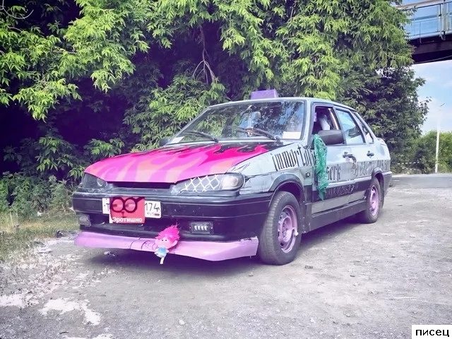 25 отличных автомобильных прикольчиков