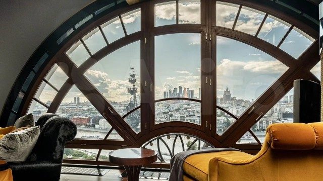 Кто хочет квартиру за 644.000.000 руб?