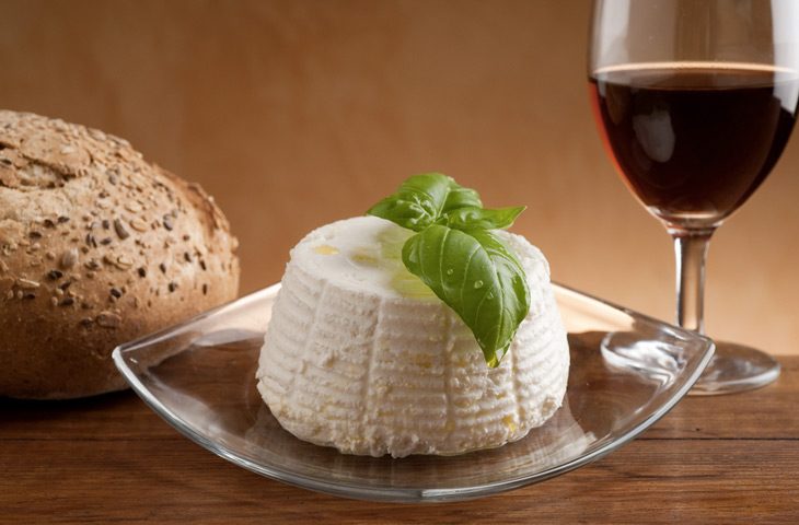 Вкусно и полезно: лучшие сочетания сыра и вина