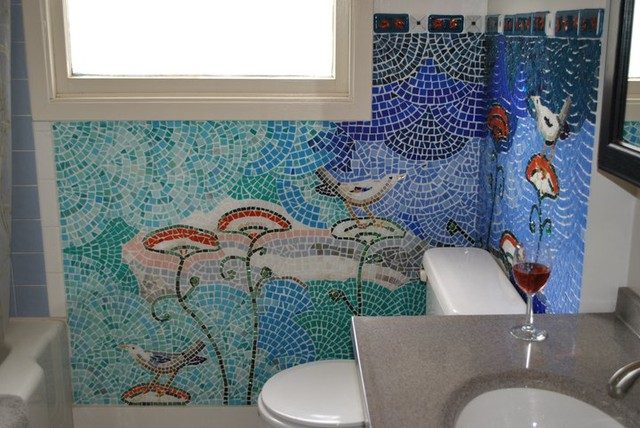 Создаём настроение: элементы мозаики в интерьере ванной