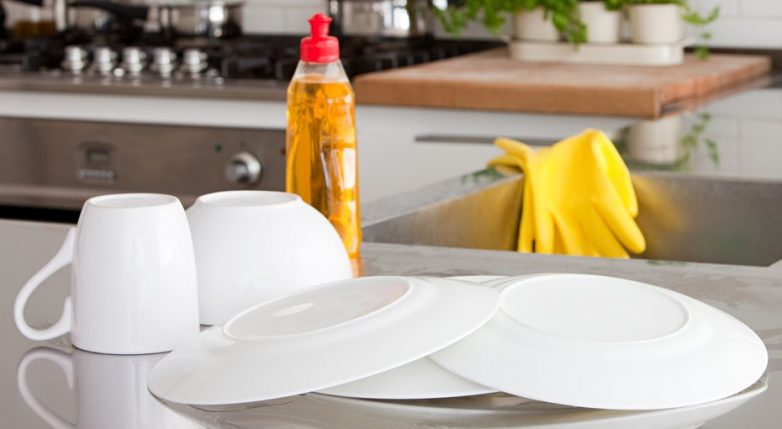 10 необычных способов использования средства для мытья посуды, о которых вы не знали
