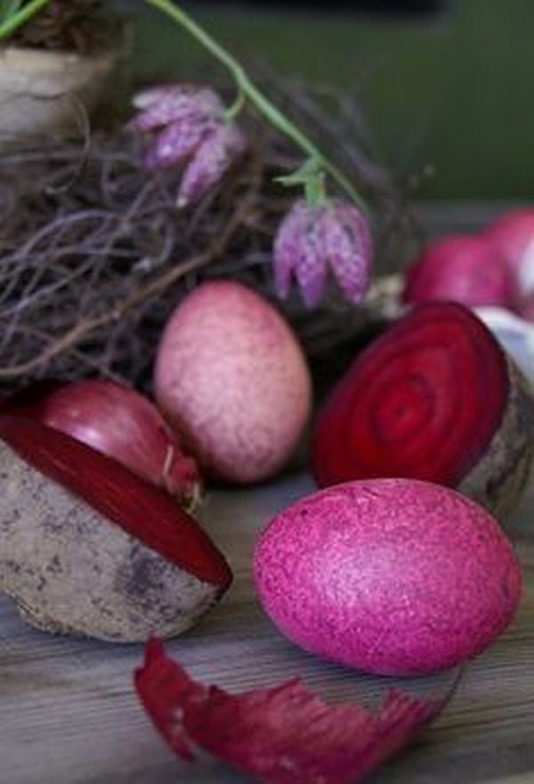 Натуральные красители пасхальных яиц