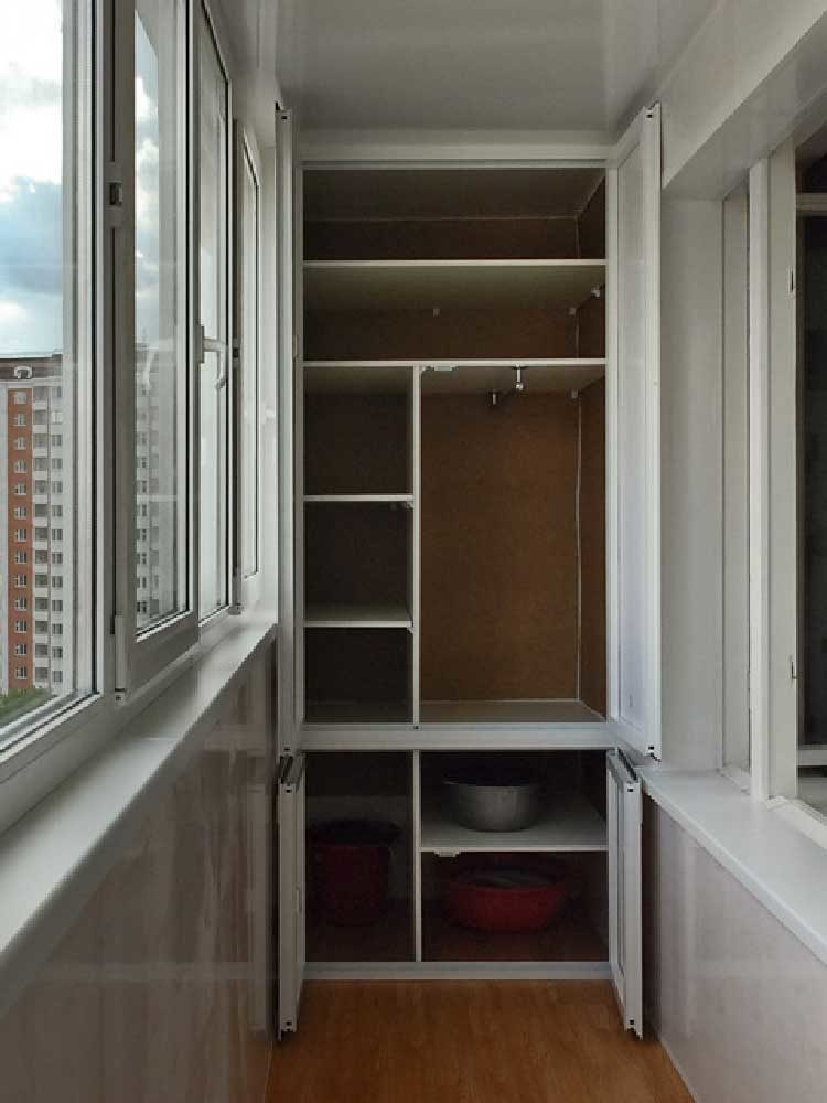 Идеи шкафов на балконе