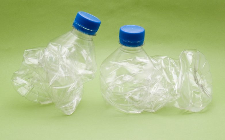Зачем собирать пластиковые бутылки