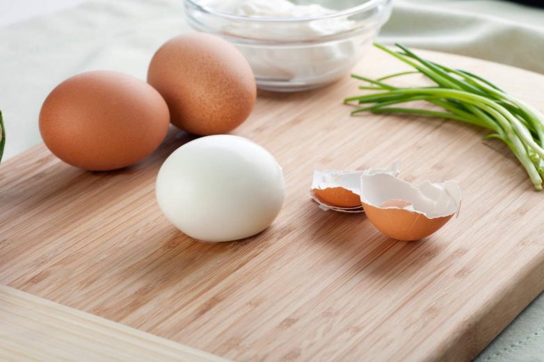 Способы варки яиц и лёгкая очистка