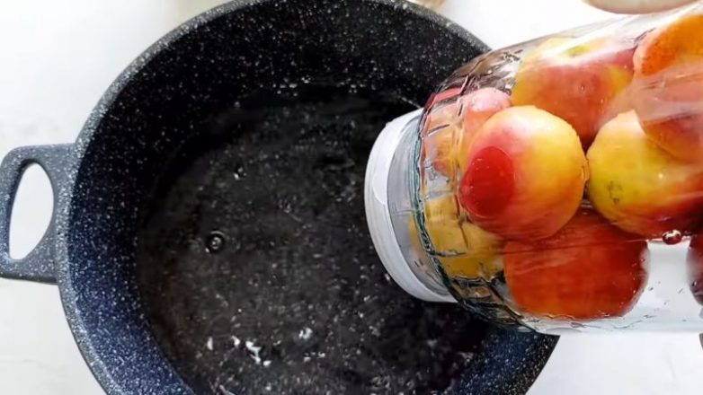 Как хранить фрукты и ягоды, чтобы они оставались свежими и сочными целый год