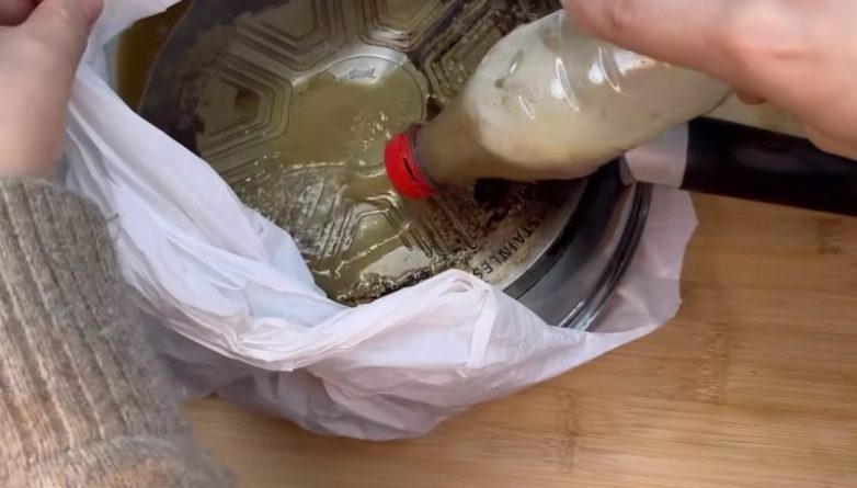 Как легко очистить сковороды от нагара