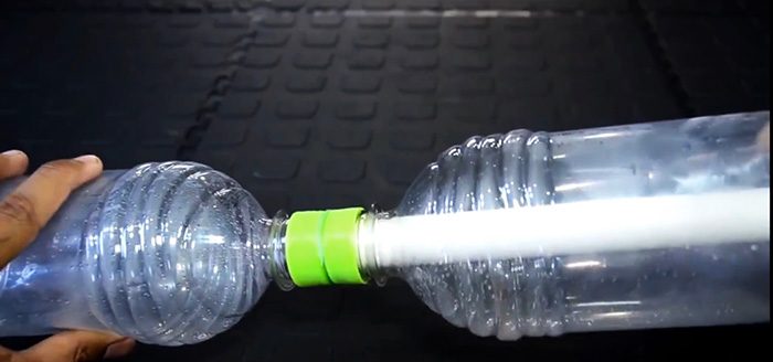 Как с помощью бутылок очистить мутную воду до кристальной чистоты