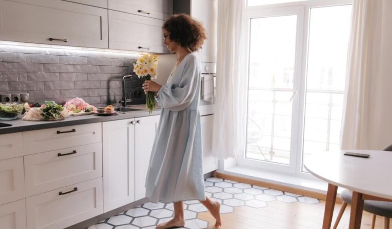 Посуда, которая дешевит даже самую стильную и изысканную кухню