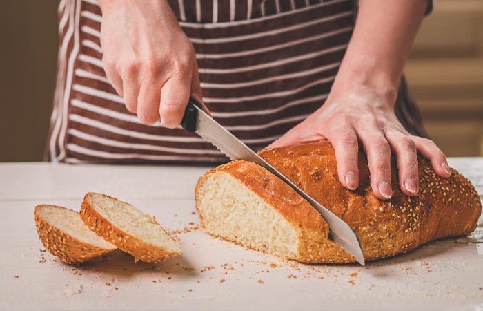 Почему нельзя есть с ножа