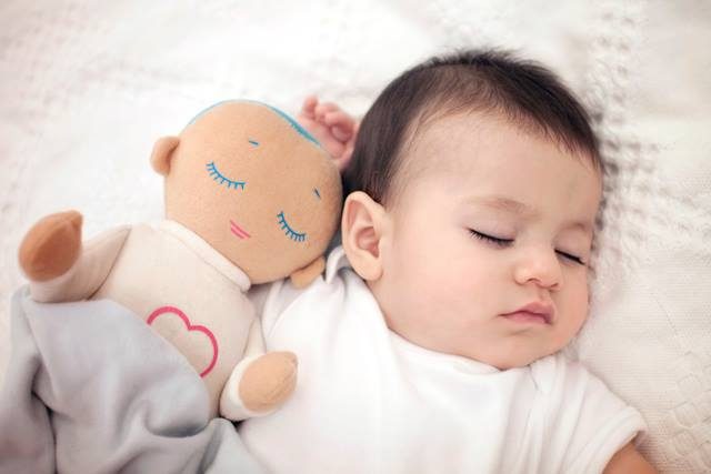 Кукла, которая помогает малышам заснуть