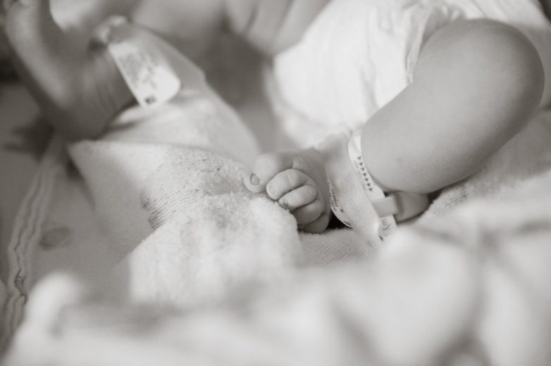 10 трогательных фото младенцев