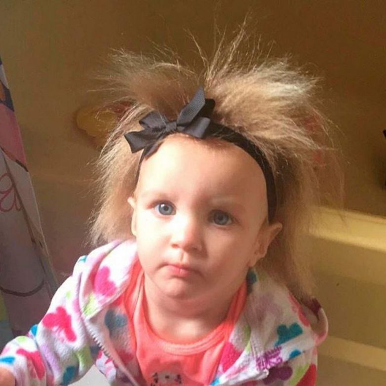 Фото маленькой девочки с необычными волосами взорвало соцсети!