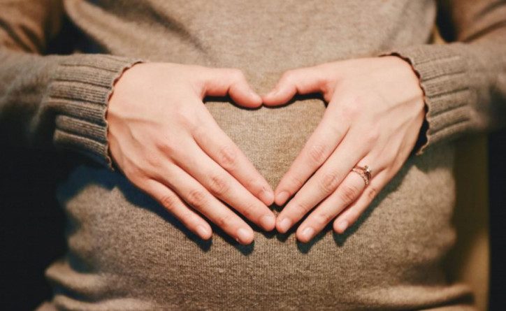5 тем, на которые лучше не говорить с беременной