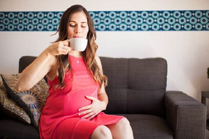 Дети мам, которые пили кофе во время беременности, могут иметь проблемы с весом
