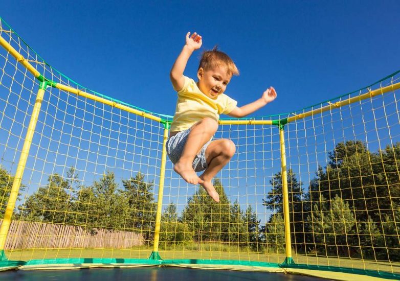 Польза и вред прыжков на батуте для детей