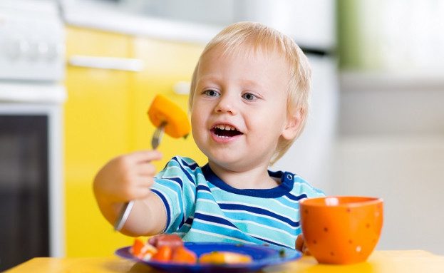 Как правильно кормить ребёнка до 5 лет?