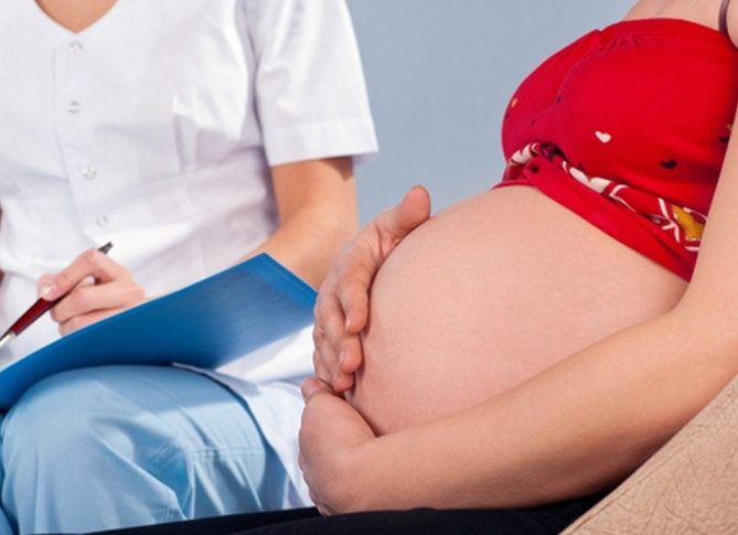 Ученые заявили, что прививки во время беременности не вызывают аутизм у детей