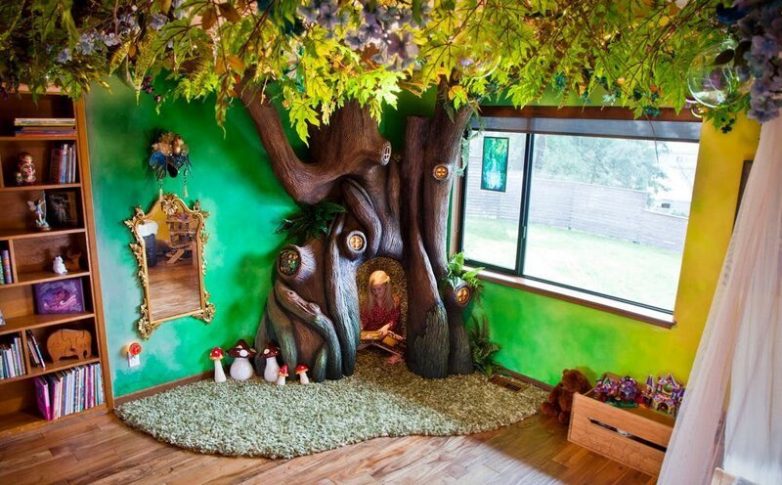 Отец построил для дочки сказочную комнату с чудо-деревом