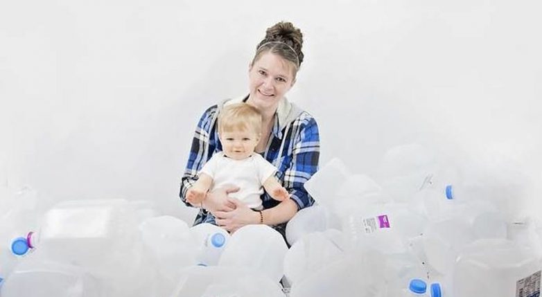 Жительница Монтаны пожертвовала более 400 литров грудного молока нуждающимся детям