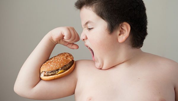 Завтрак предотвращает ожирение у подростков