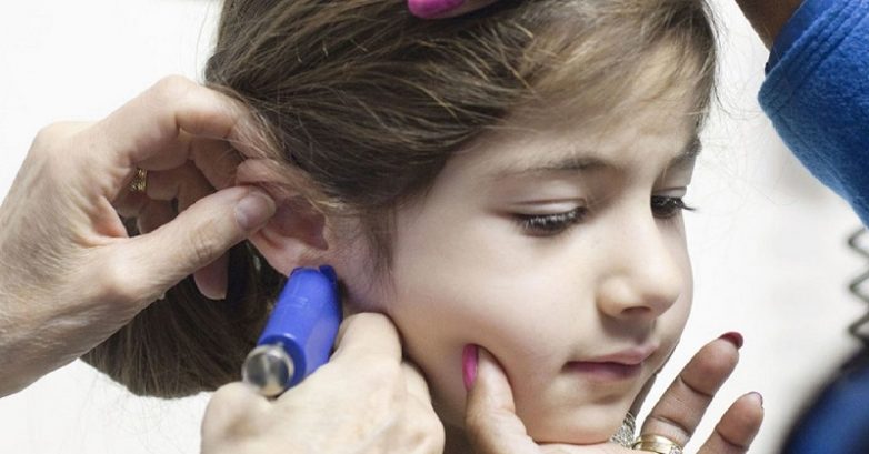 В каком возрасте можно проколоть уши ребенку?