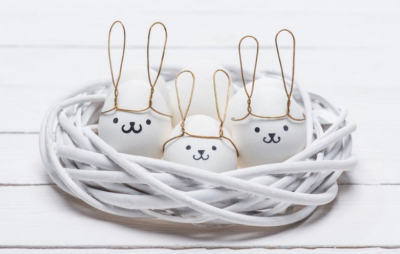 11 идей как покрасить пасхальные яйца вместе с детьми