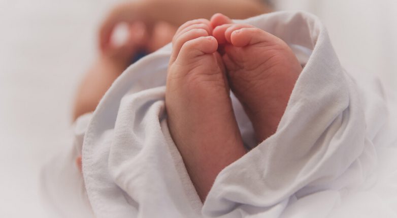 Близнецы, родившиеся на 24 неделе, выжили вопреки пессимистичным прогнозам