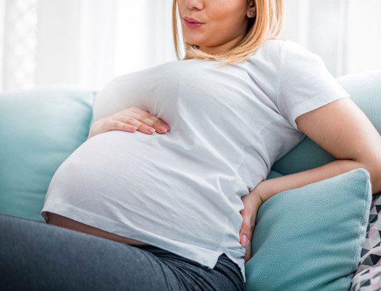 Правда ли, что во время беременности ребенок икает в животе?
