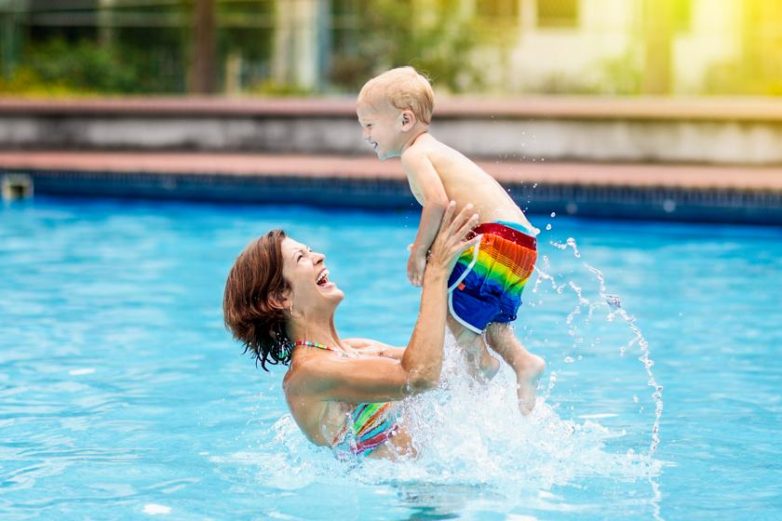 4 совета по обучению ребенка плаванию