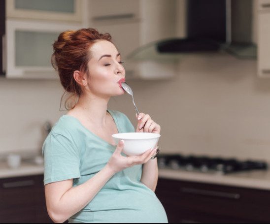 Что можно и нужно есть во время беременности?