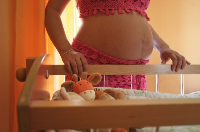 Пособие по беременности и родам вырастет до 63,9 тысячи рублей