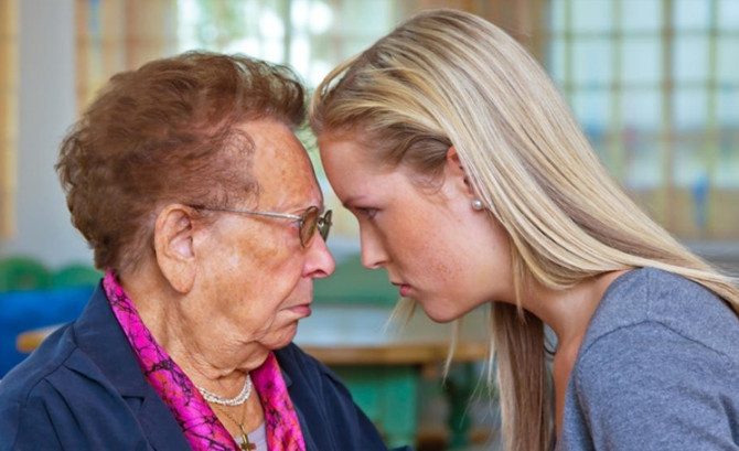5 несправедливых придирок к бабушкам