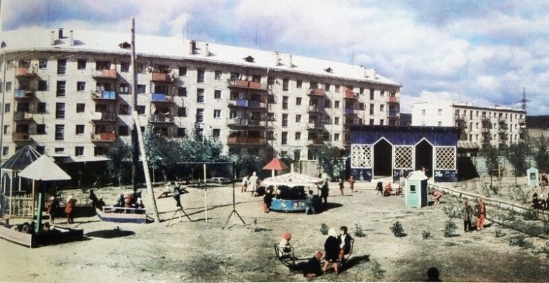 Как выглядели дворы советской детворы