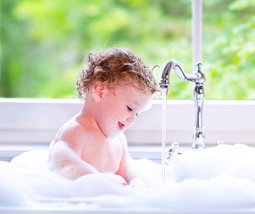 9 шагов, которые научат ребенка мыться самостоятельно