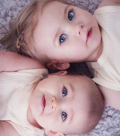 Младенцы-мальчики разговорчивее девочек в первый год жизни